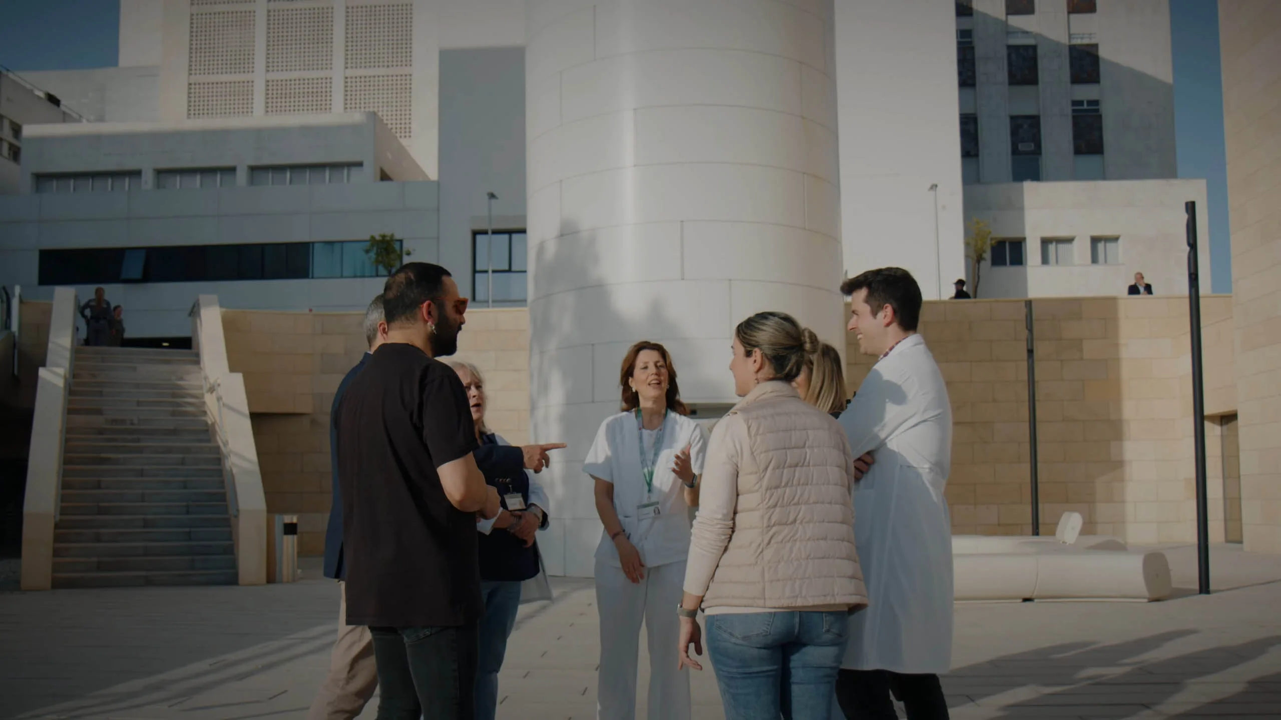 Fotograma de Hospital Universitario Reina Sofía – Vídeo 50 Aniversario